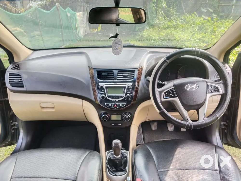 Hyundai Verna 1.6 Sx 2011