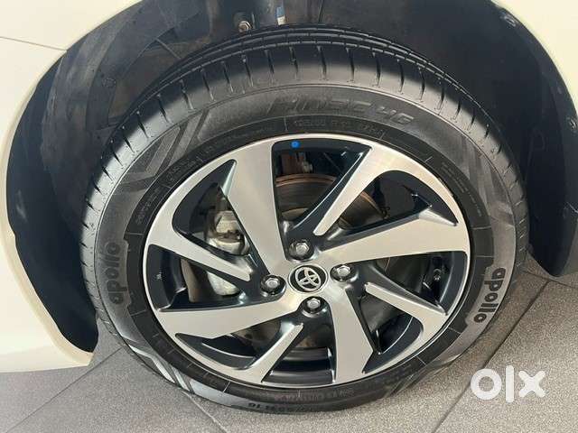 Toyota Glanza 1.2 V Amt, 2025, Petrol