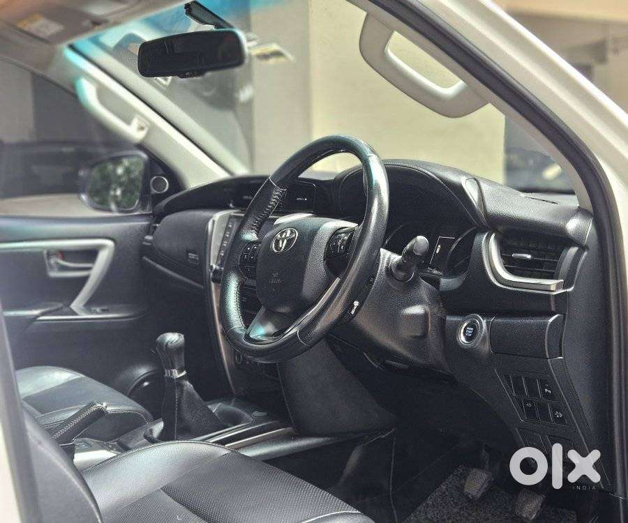 Toyota Fortuner 4x2 Mt 2.8 Diesel, 2022, Diesel
