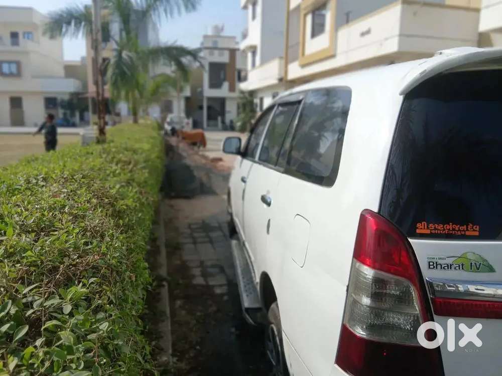 Toyota Innova 2016 Model 2nd Owner