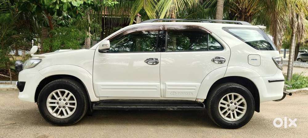 Toyota Fortuner 3.0 4x2 Automatic, 2012, Diesel