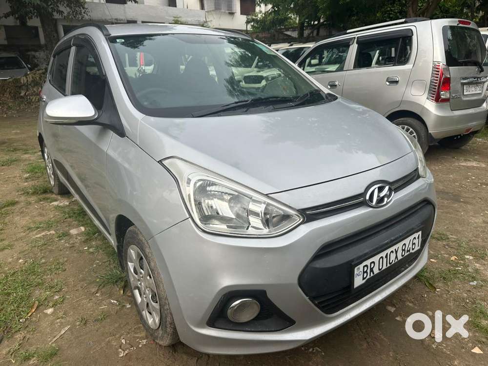 Hyundai Grand I10 Sportz, 2016, Petrol