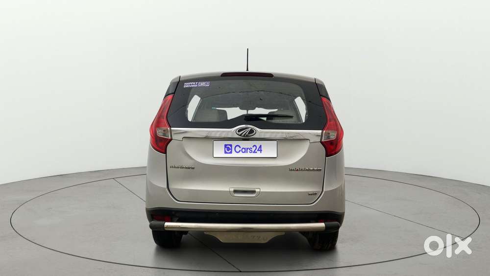 Mahindra Marazzo M8, 2018, Diesel