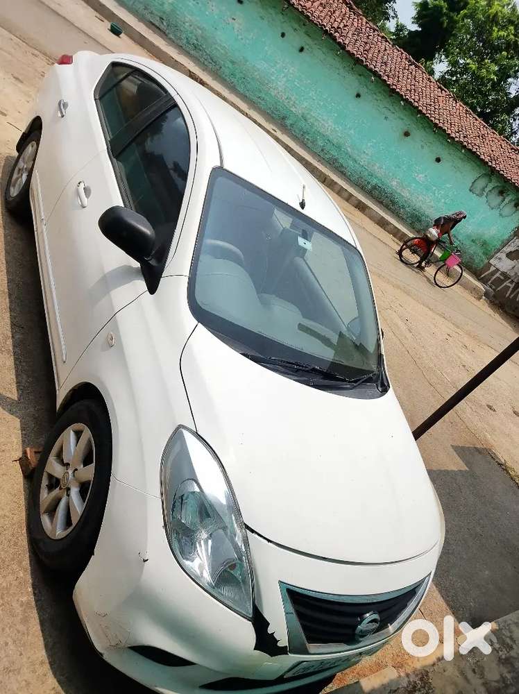 Nissan Sunny 2012 Petrol 100300 Km Driven