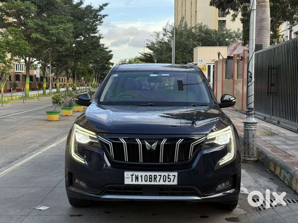 Mahindra Xuv700 2.0 Ax 5 Petrol At Str, 2022, Petrol