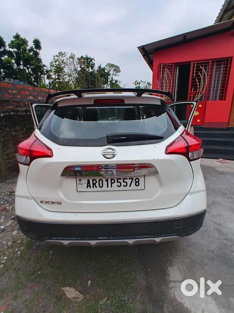 Nissan Kicks 2021 Petrol 66000 Km Driven