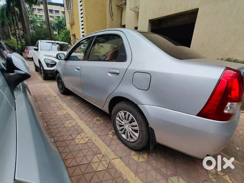 Toyota Etios (petrol/cng) – Newly Painted – Mint Condition!