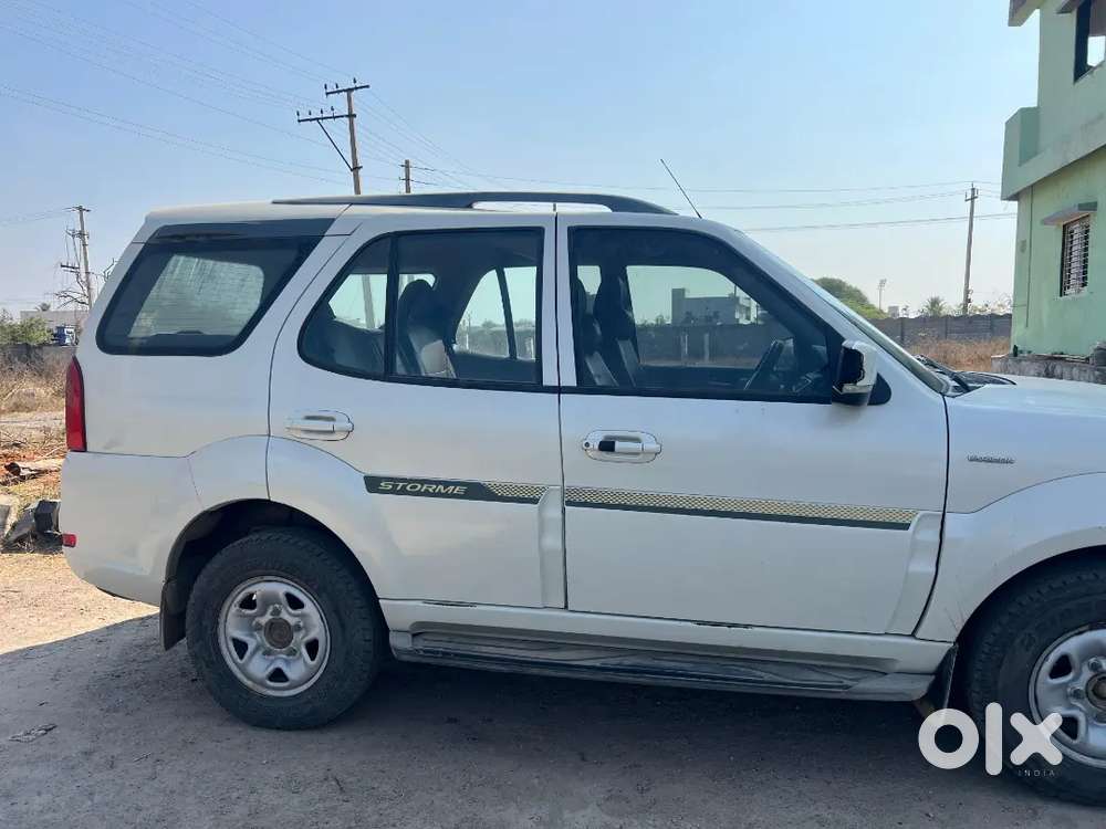 Tata Safari Storme 2015 Diesel Good Condition For Sale