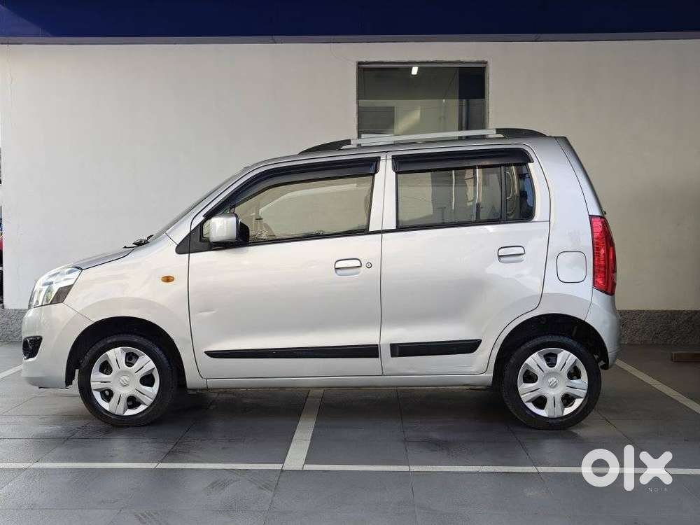 Maruti Suzuki Wagon R VXI AMT1.2, 2016, Petrol