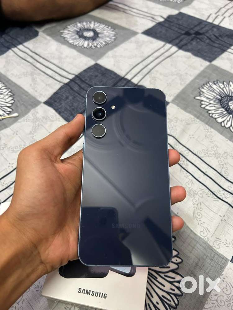 Samsung new phone just 10 months used