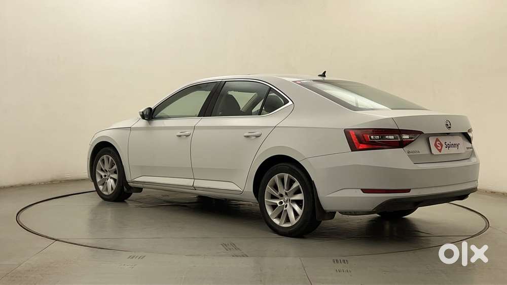 Skoda Superb 2.0 L&k Tsi At, 2019, Petrol