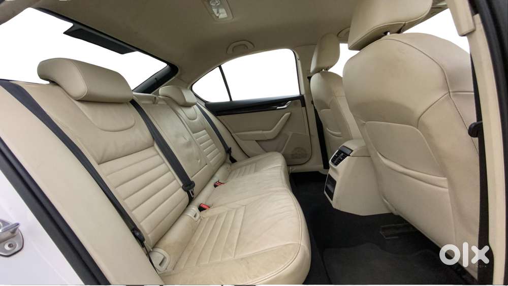 Skoda Octavia [ ] 1.8 Ambition Plus Tsi At, 2017, Petrol