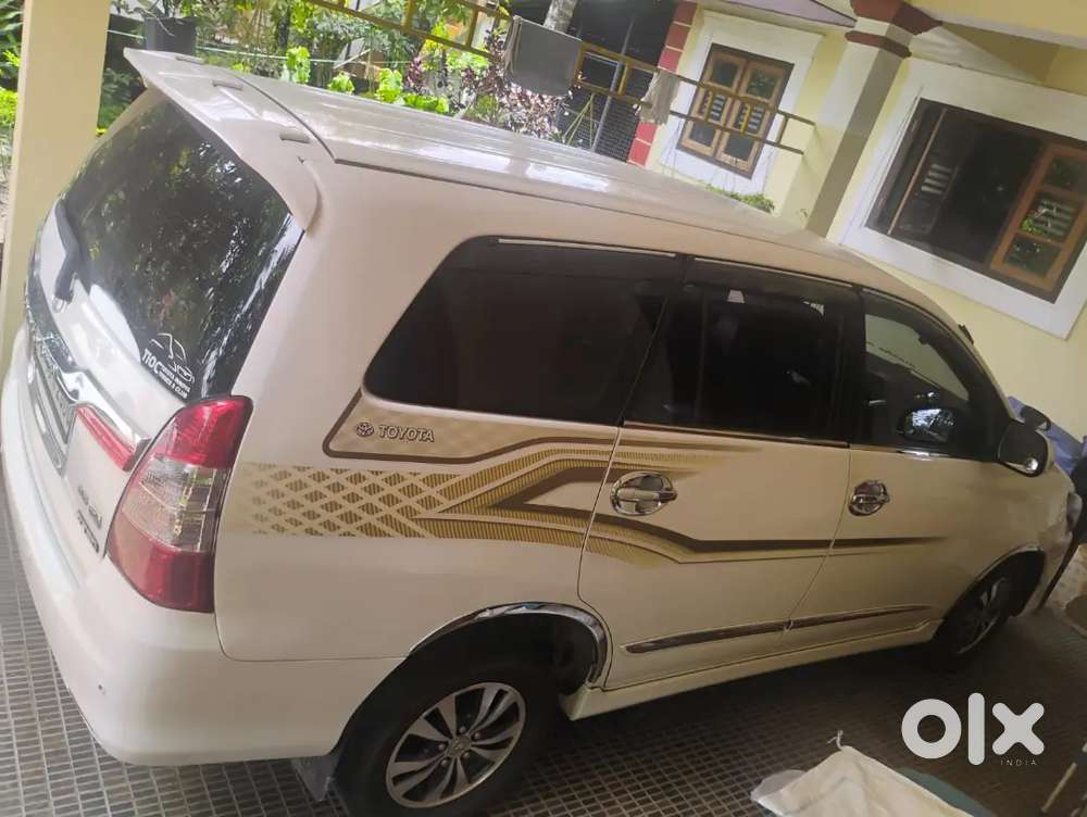 Toyota Innova 2.5 Diesel 7-seater 2015