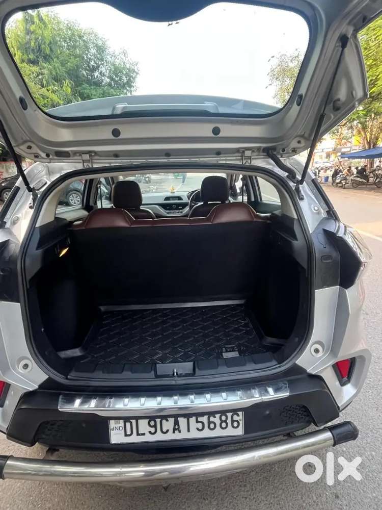 October 2020 Tata Nexon Bs6 (new Condition)