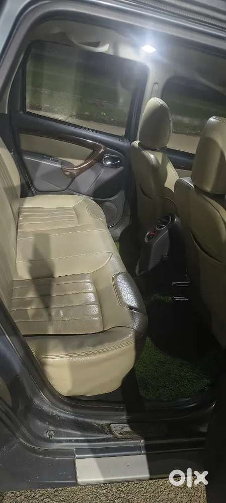 Duster Top Model Diesel Wit 6 Speed Mt, Fwd
