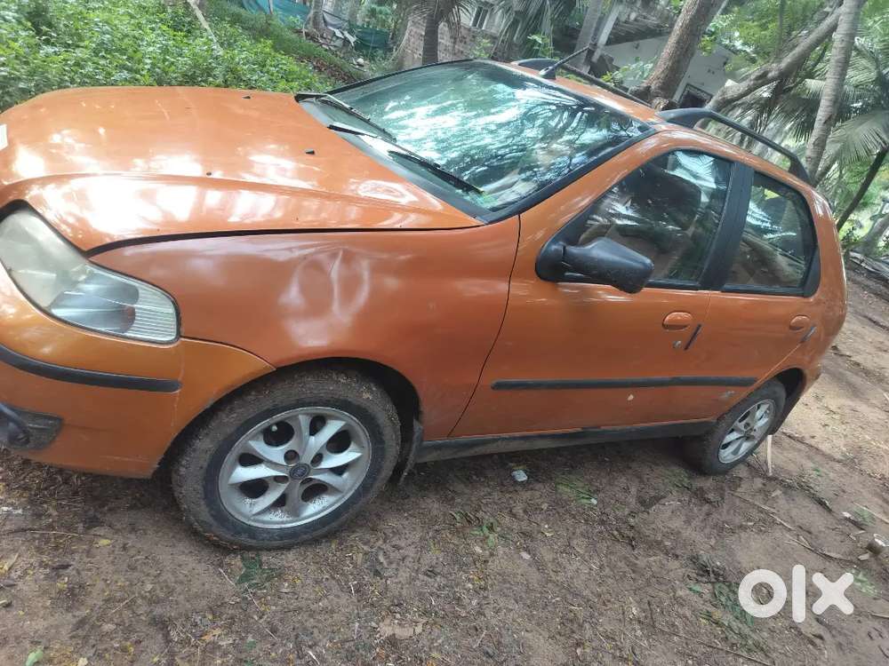 Fiat Palio 2005 Petrol 70000 Km Driven