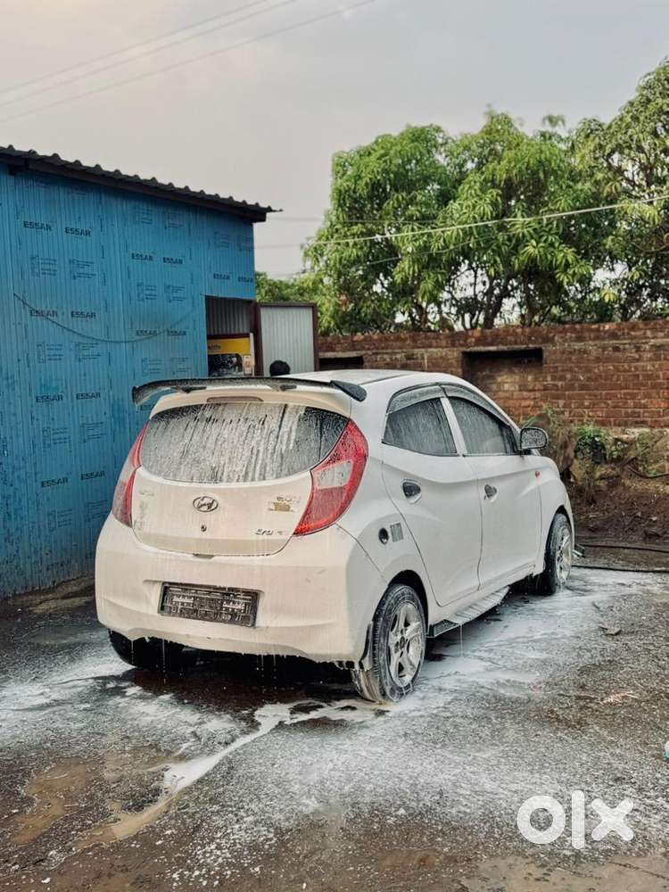 Hyundai Eon 2012 Lpg Well Maintained