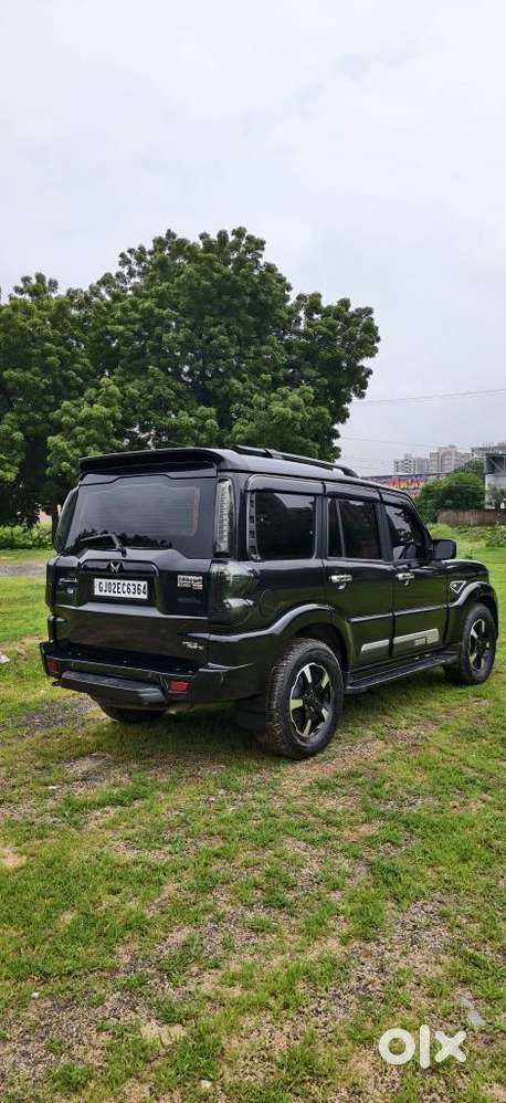 Mahindra Scorpio Classic 2.2 S 11 Mt 7 Str, 2023, Diesel