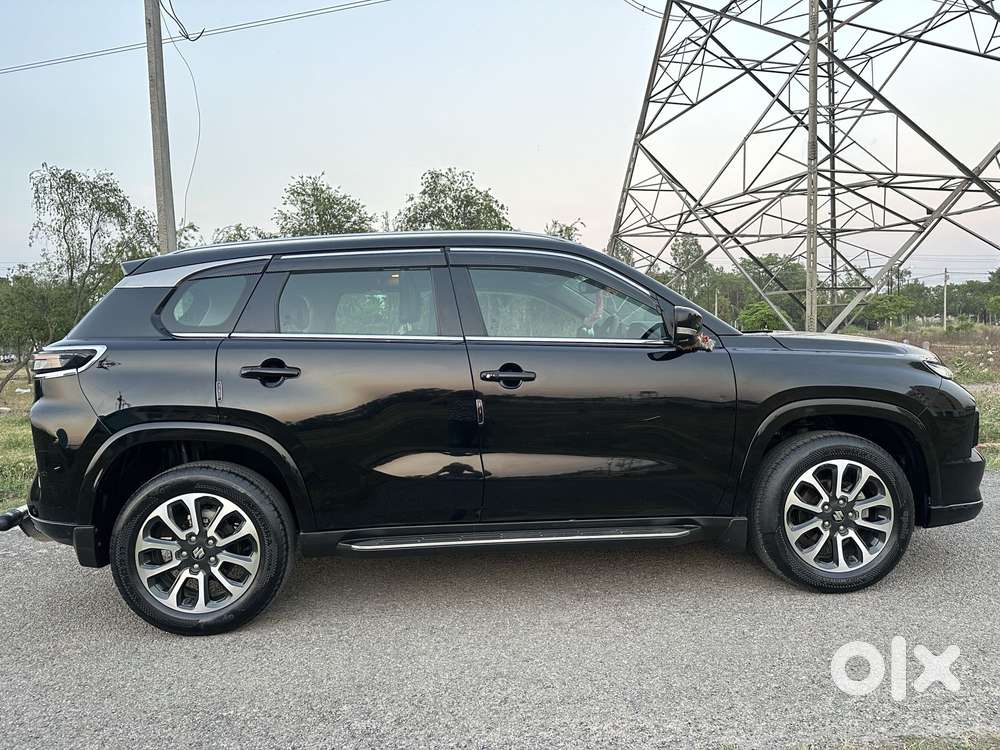 Maruti Suzuki Grand Vitara 1.5 Alpha Plus Intelligent Hybrid Ecvt, 2..