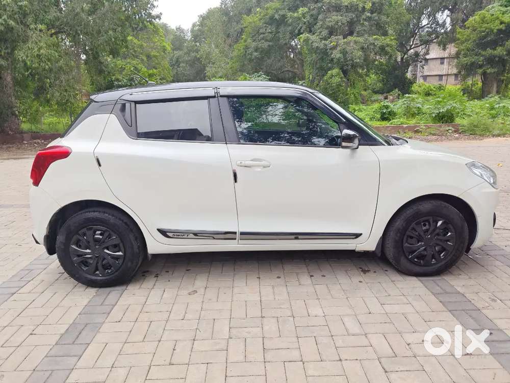 Maruti Suzuki Swift Vxi 2020