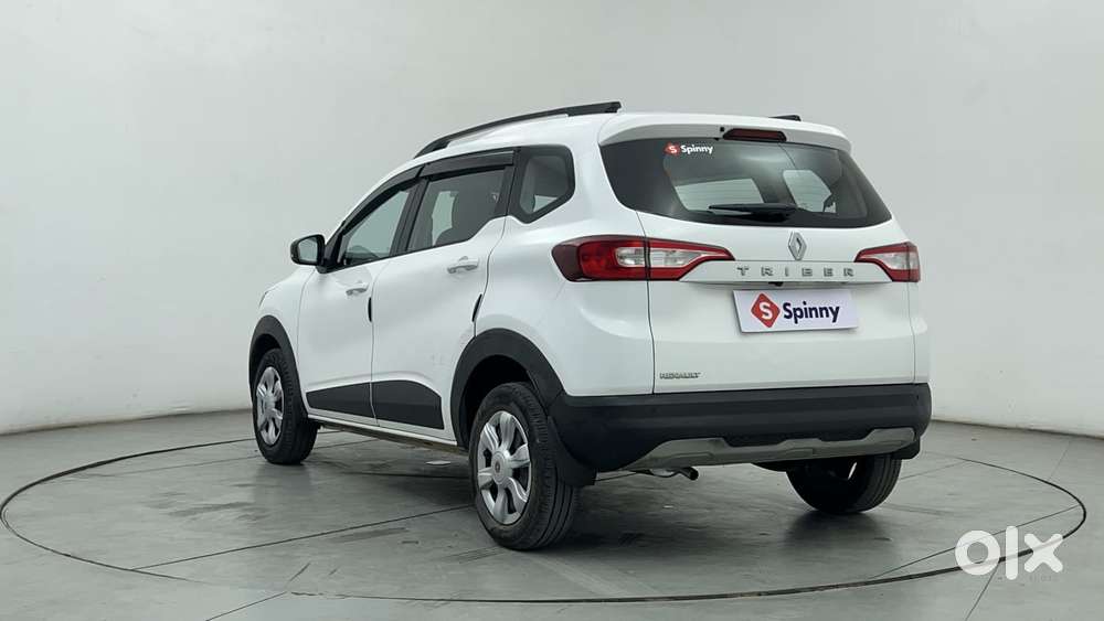 Renault Triber Rxz, 2022, Petrol
