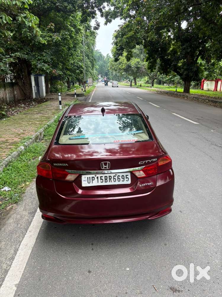 Honda City Diesel With Sunroof And Push Button Start