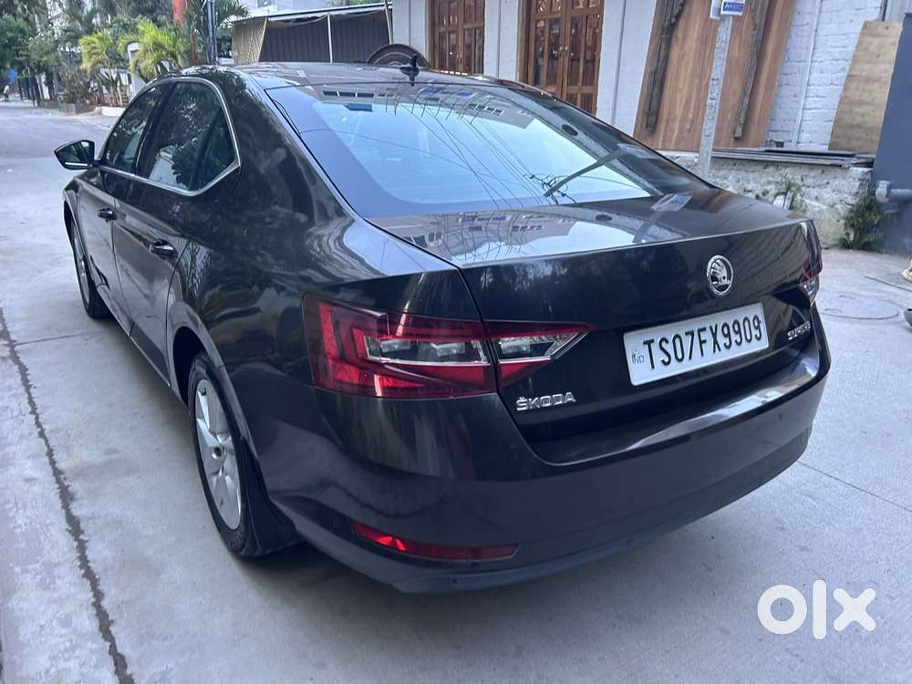 Skoda Superb Lk 1.8 Tsi At, 2017, Petrol