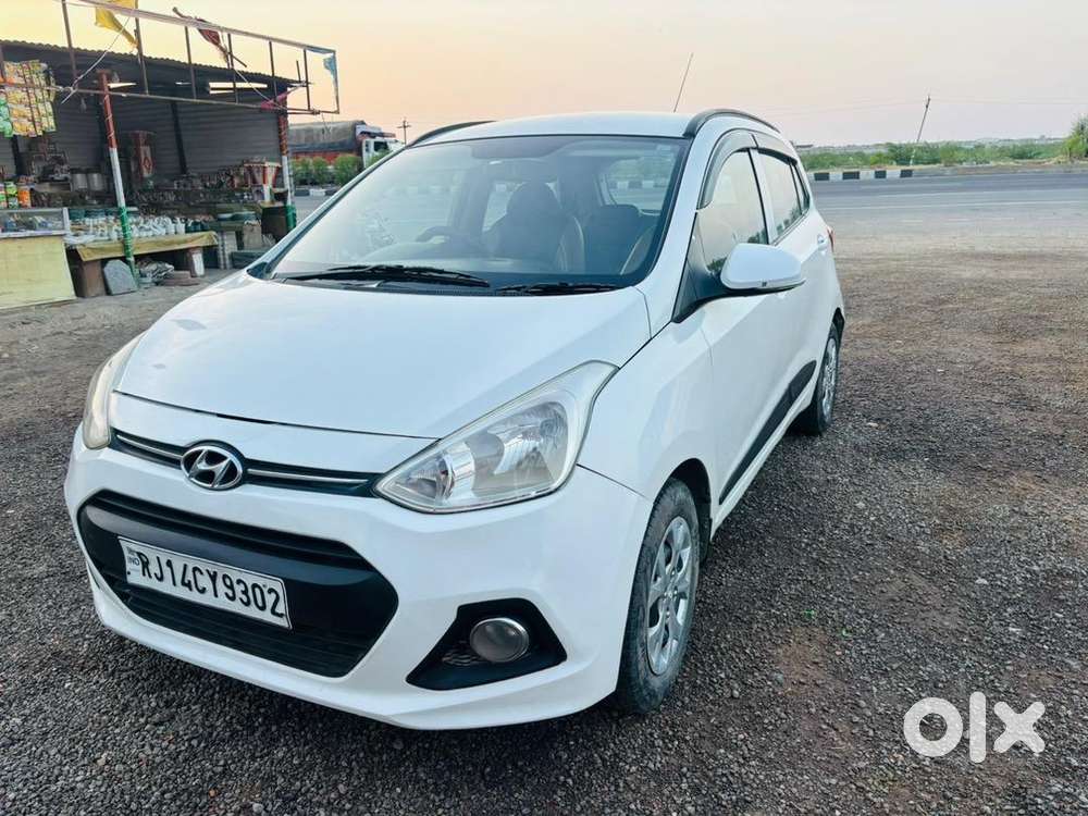 Hyundai Grand I10 2015 Diesel Well Maintained