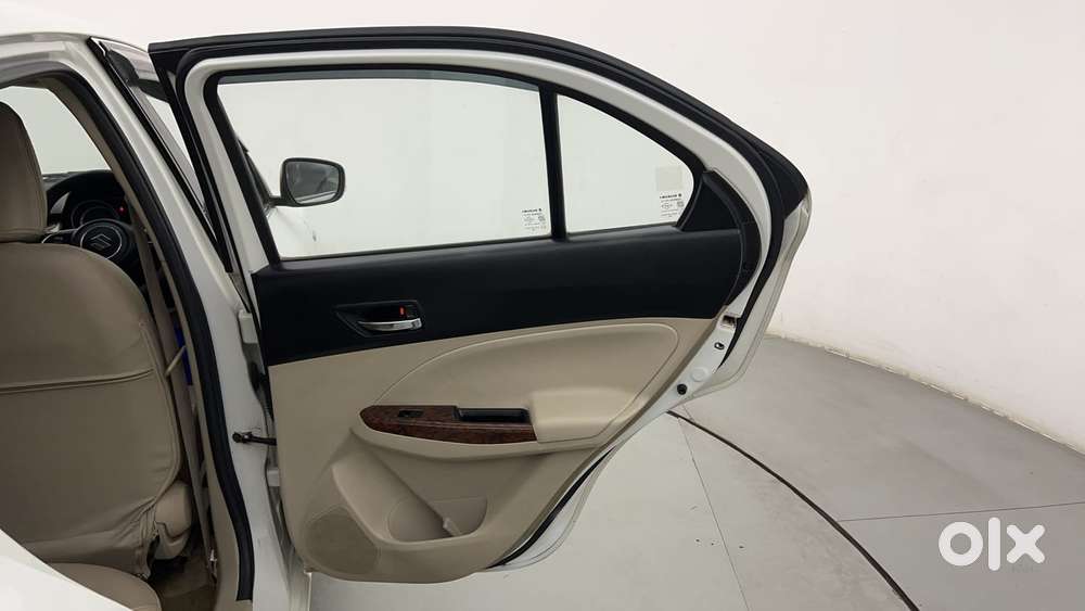 Maruti Suzuki Dzire 1.2 Zxi Plus Amt, 2017, Petrol