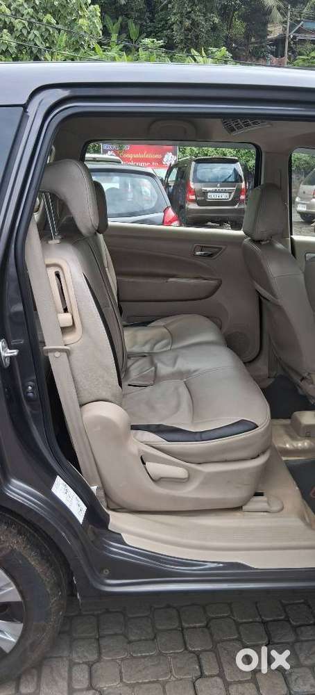 Maruti Suzuki Ertiga Vxi At, 2016, Petrol