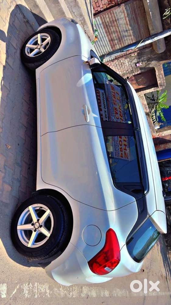 Swift Vxi Petrol Allow Tyre New Good Condition Car