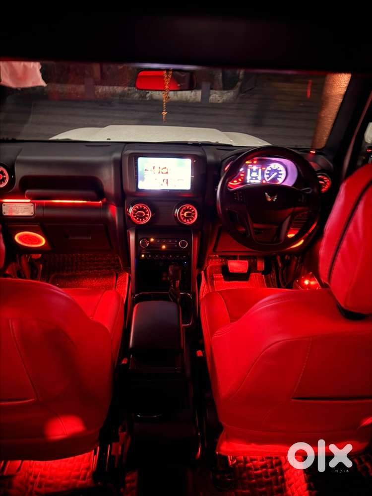 Mahindra Thar Petrol 2023