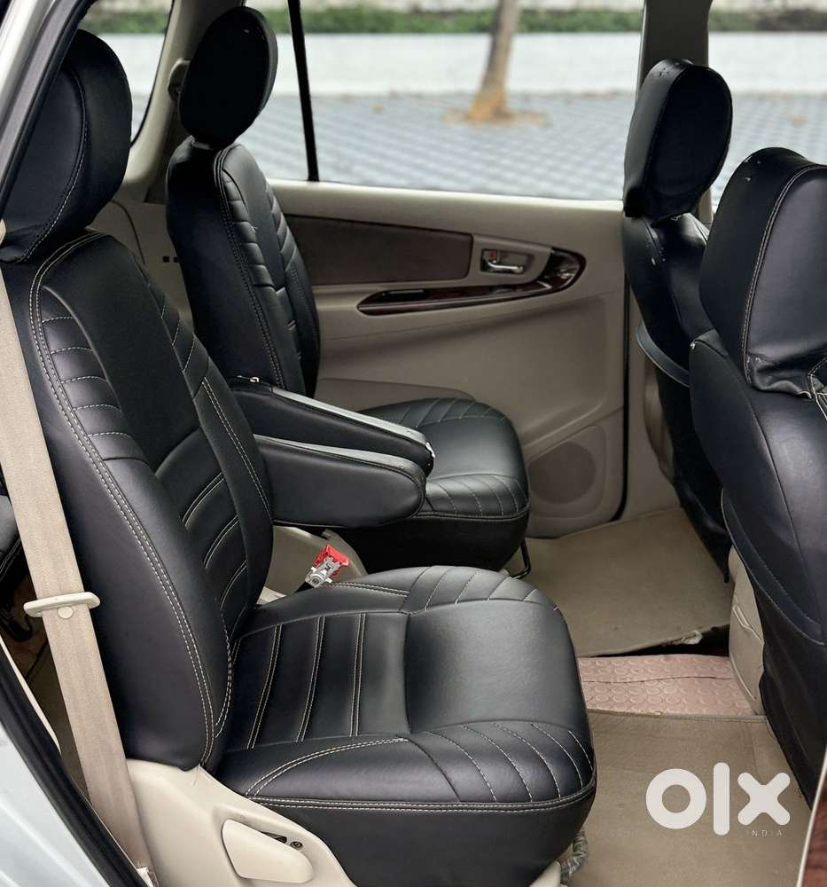 Toyota Innova 2.5 V 7 Str, 2012, Diesel