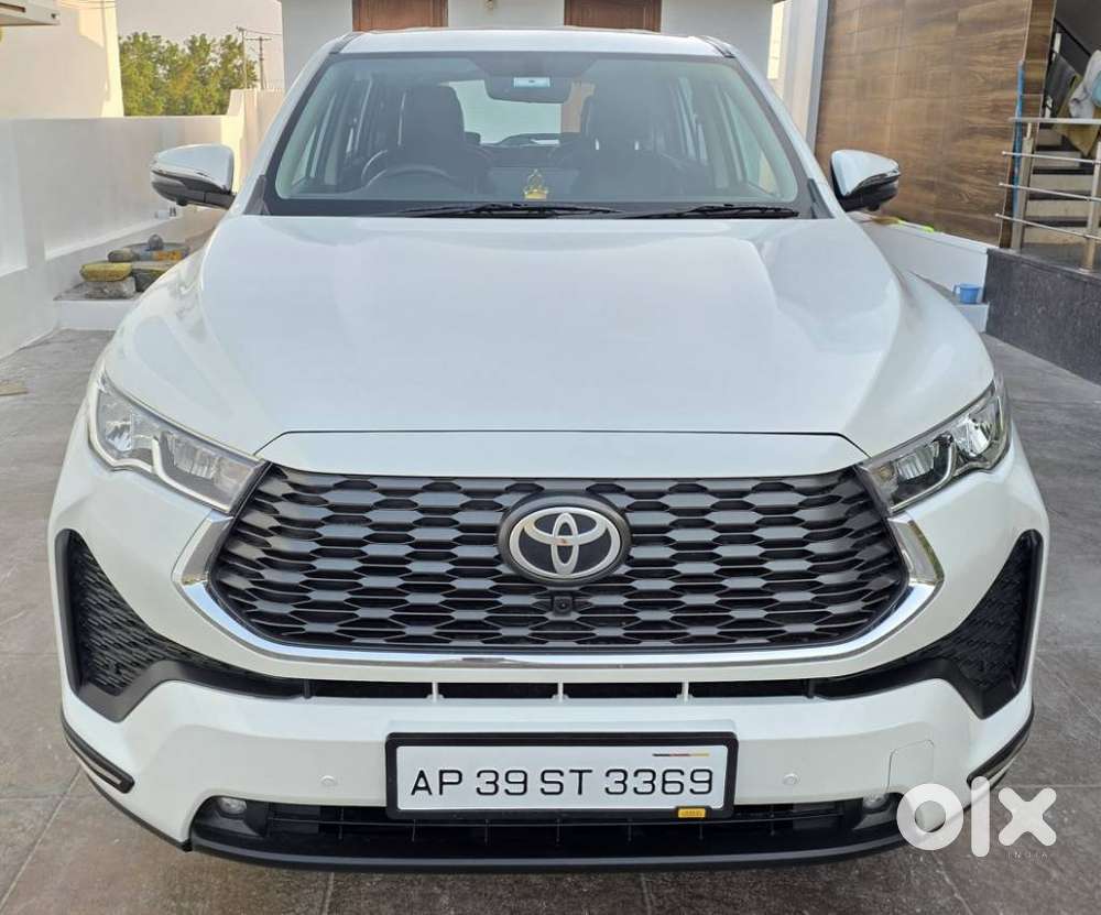 Toyota Innova Hycross 2.0 Vx Hybrid 7 Str, 2023, Cng & Hybrids