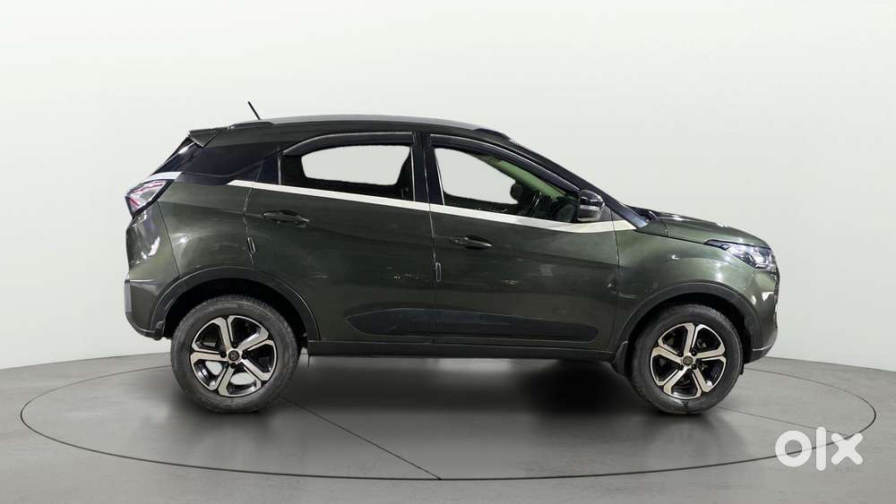 Tata Nexon 1.2 Revotron Xza Plus, 2022, Petrol