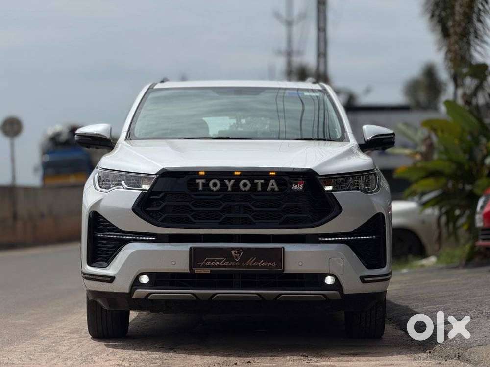 Toyota Innova Hycross 2.0 Vx (o) Hybrid 7 Str, 2024, Petrol