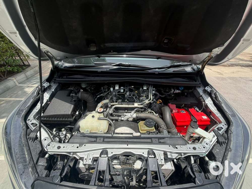 Innova Crysta 2.4 G 2020/21 Modal Toyota Diesel Manual Car 2021