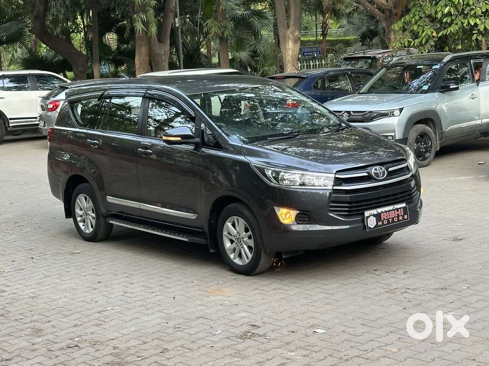 Toyota Innova Crysta 2.4 G Mt, 2017, Diesel