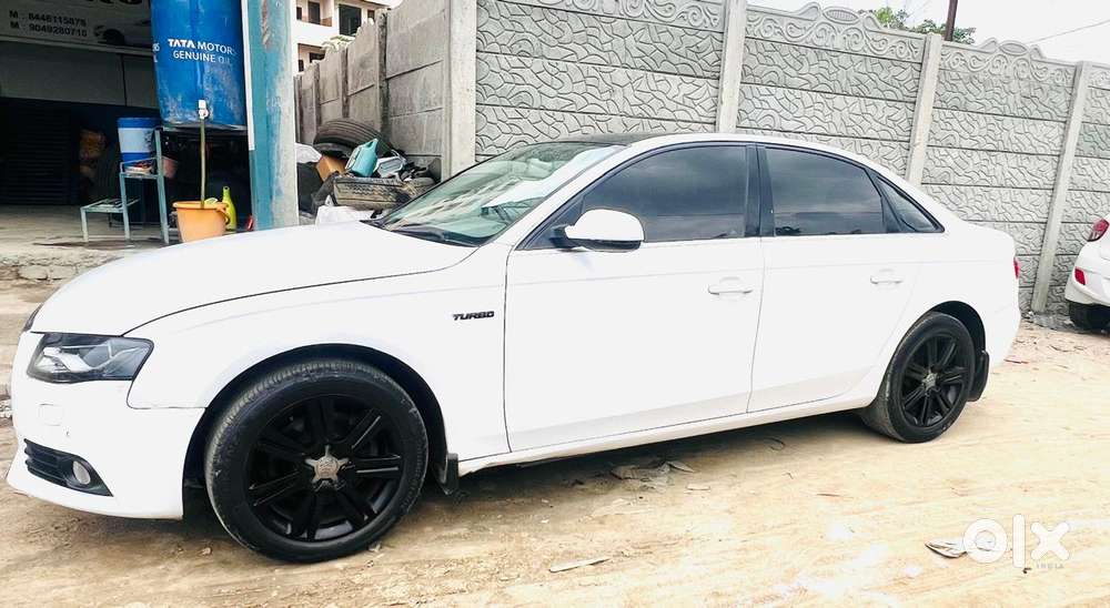 Audi A4, 2011, Petrol