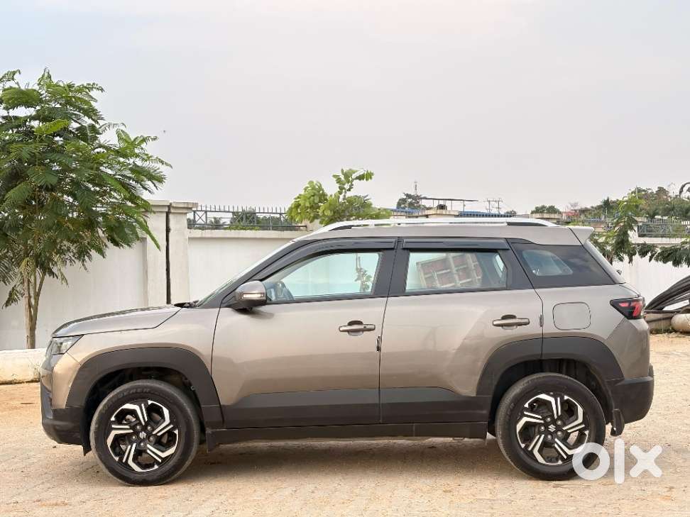 Maruti Suzuki Brezza 1.5 Zxi Plus Smart Hybrid, 2023, Petrol