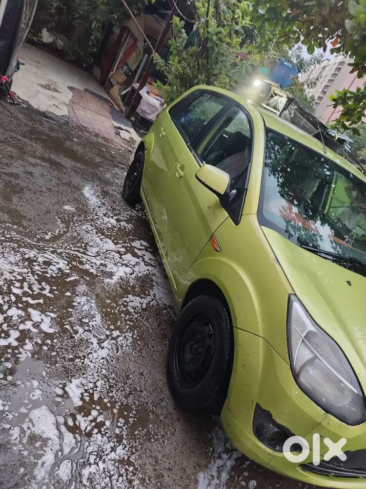 Ford Figo Petrol Exi 2010