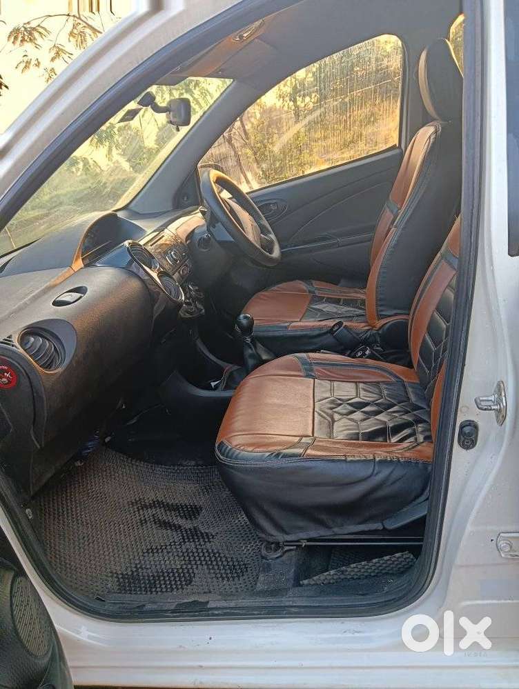 Toyota Etios Cross 1.2l G, 2015, Petrol