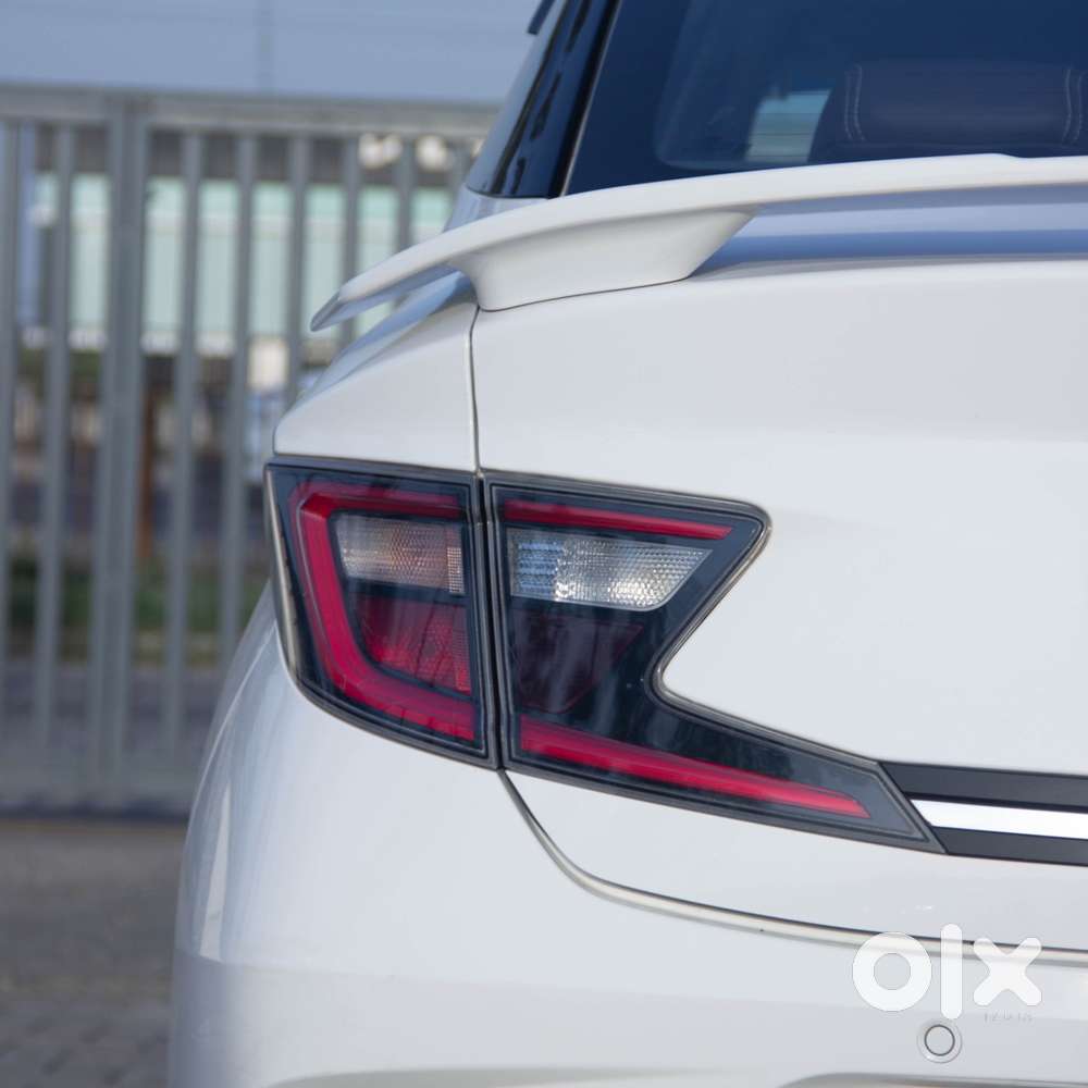 Hyundai Aura 1.2 Sx Cng, 2024, Petrol