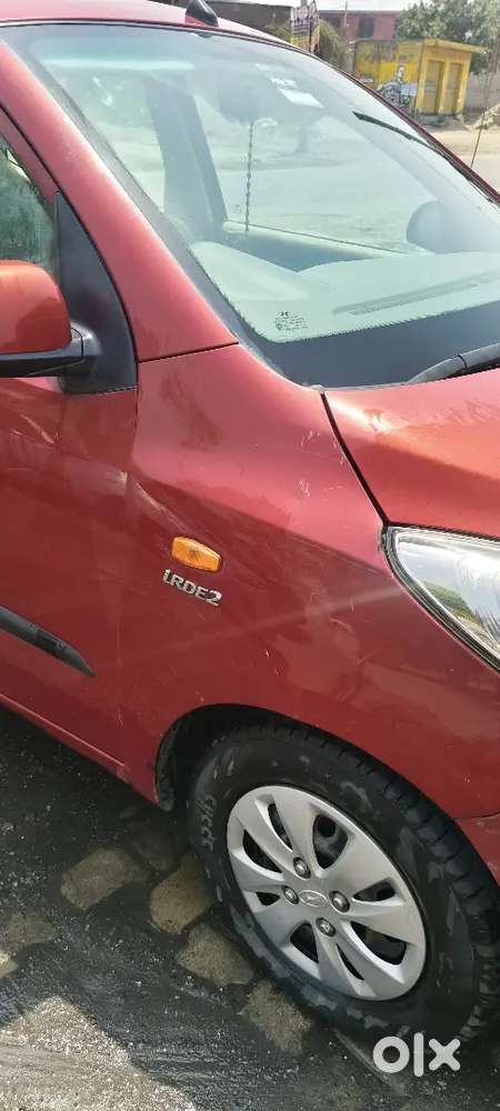 Hyundai I10 2012 Last  Cng & Hybrids 80000 Km Driven