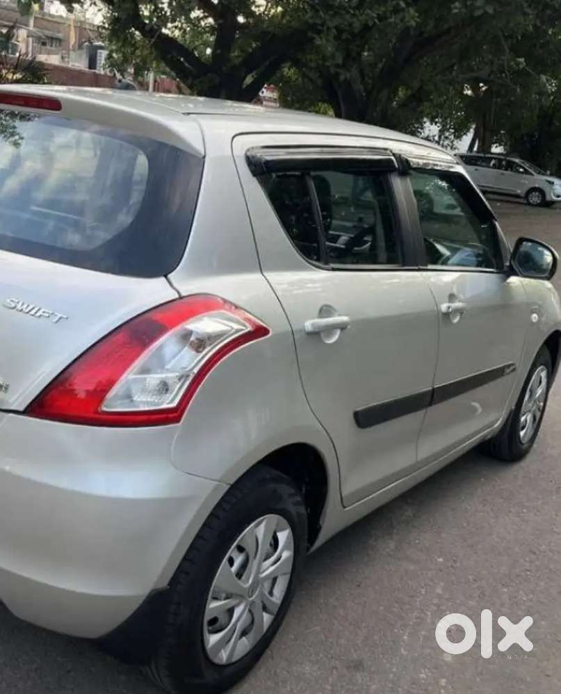Maruti Suzuki Swift 2014 Cng & Hybrids 69000 Km Driven