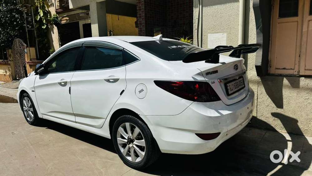 Hyundai Diesel Manual 2012