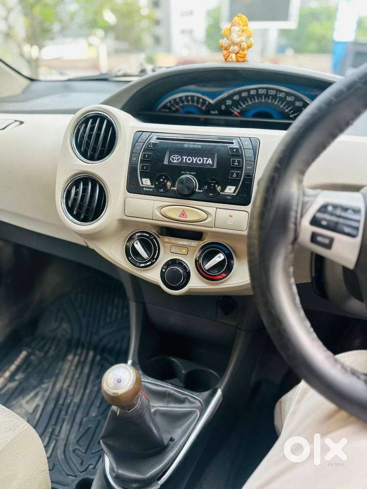 Toyota Etios Liva 2014-2016 Vx, 2015, Petrol