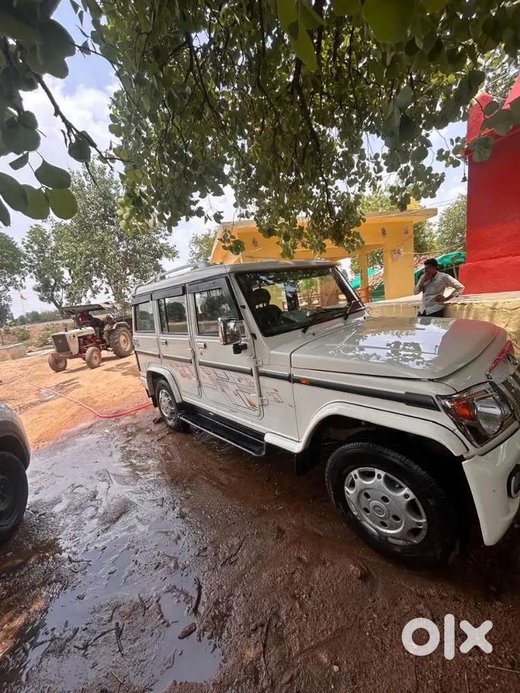 गाड़ी एकदम मेल कंडीशन है कागज में है गाड़ी में कोई खराबी नहीं है