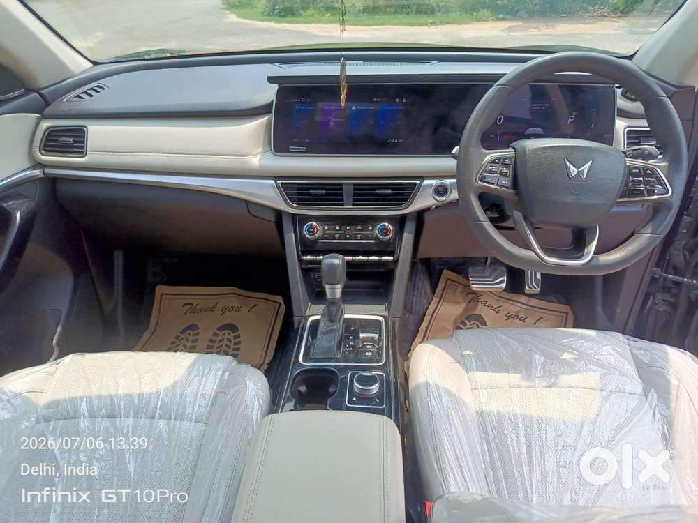 Mahindra Xuv700 2.2 Ax 7 Diesel At Luxury Pack Str, 2024, Diesel