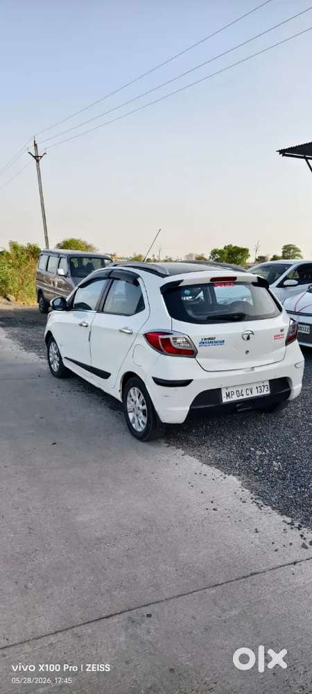 Tata Tiago Revotron 2018
